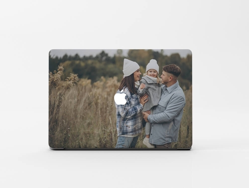 naklejka na macbooka z własną grafiką.jpg