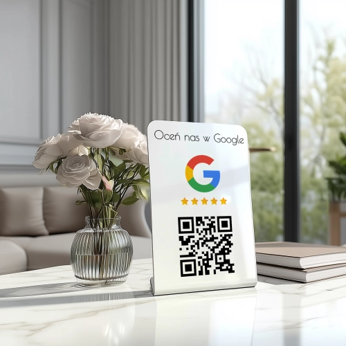 biały stand akrylowy z kodem QR google 01.webp