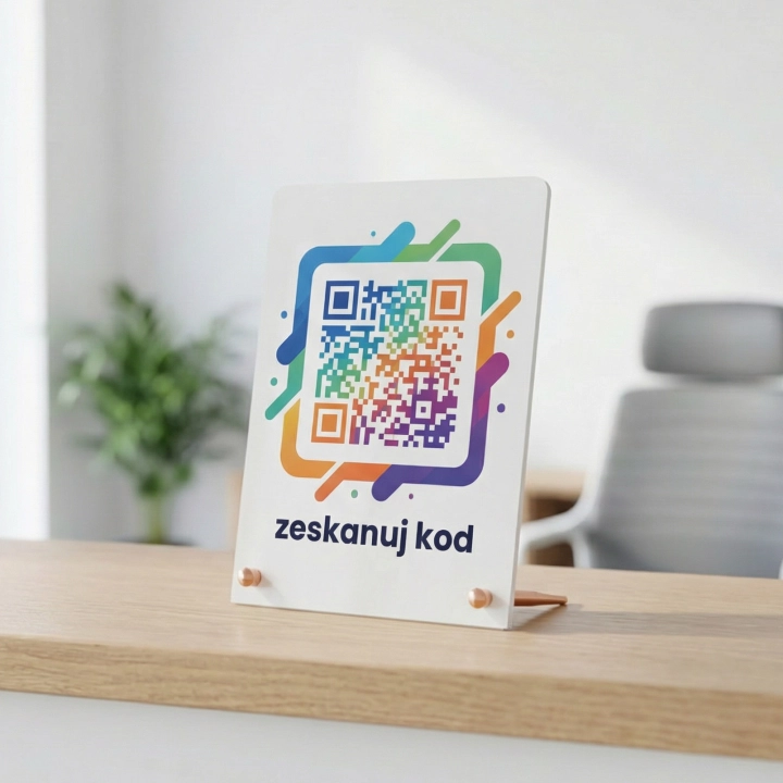 biała tabliczka akrylowa na aluminiowych nóżkach z Twoim nadrukiem 03 kopia.webp