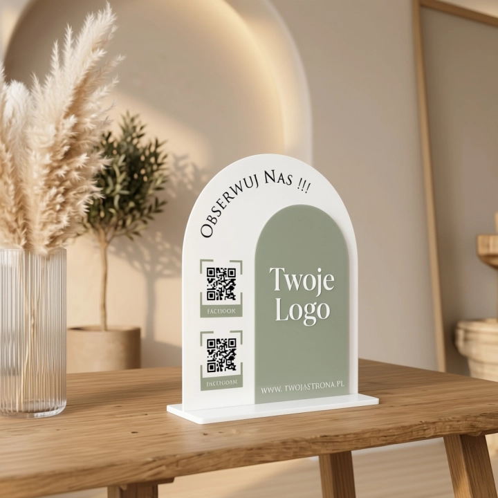 akrylowy stand z kodami QR biało-szałwiowy 01c.webp